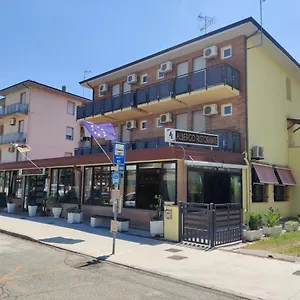 Hotel Elena